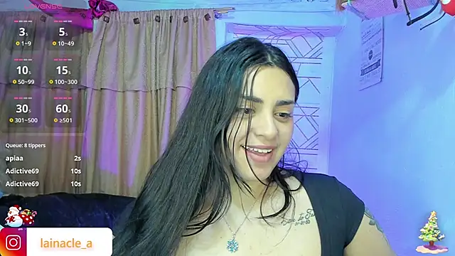 Snapshot of _laina_ chatting on December 30, 11:37 am laina online show from December 30, 11:37 am