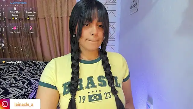 Snapshot of _laina_ chatting on February 14, 3:54 am laina online show from February 14, 3:54 am