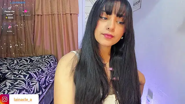 Snapshot of _laina_ chatting on February 27, 6:07 am laina online show from February 27, 6:07 am