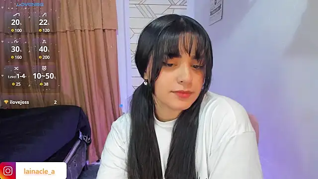 Snapshot of _laina_ chatting on February 28, 4:43 am laina online show from February 28, 4:43 am