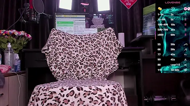 Raissa sky26 online show from September 19, 2:35 am