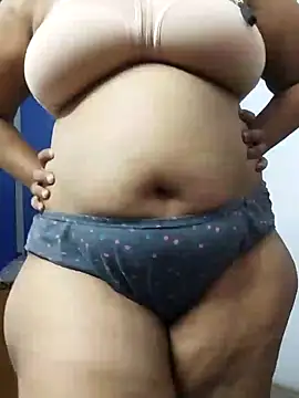 Snapshot of susmithasushi81 chatting on January 5, 11:15 am susmithasushi81 online show from January 5, 11:15 am