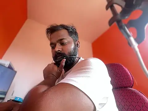 Snapshot of manoj_master chatting on May 28, 9:17 am manoj master online show from May 28, 9:17 am