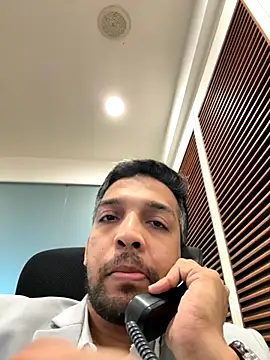 Snapshot of a4ashes chatting on October 31, 9:32 am a4ashes online show from October 31, 9:32 am