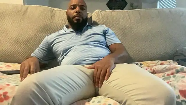 Snapshot of Bbcfun44 chatting on December 10, 10:47 pm Bbcfun44 online show from December 10, 10:47 pm