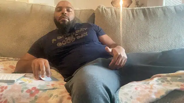 Snapshot of Bbcfun44 chatting on December 18, 3:44 pm Bbcfun44 online show from December 18, 3:44 pm