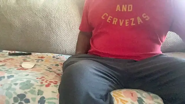 Snapshot of Bbcfun44 chatting on December 27, 6:53 pm Bbcfun44 online show from December 27, 6:53 pm