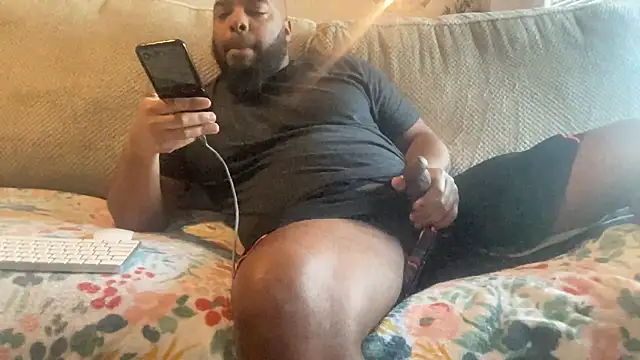 Snapshot of Bbcfun44 chatting on December 29, 3:35 pm Bbcfun44 online show from December 29, 3:35 pm