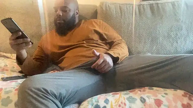 Snapshot of Bbcfun44 chatting on January 2, 10:11 pm Bbcfun44 online show from January 2, 10:11 pm