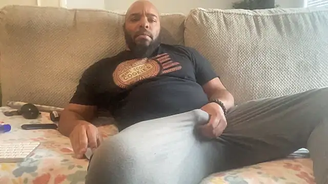 Snapshot of Bbcfun44 chatting on January 7, 4:27 pm Bbcfun44 online show from January 7, 4:27 pm