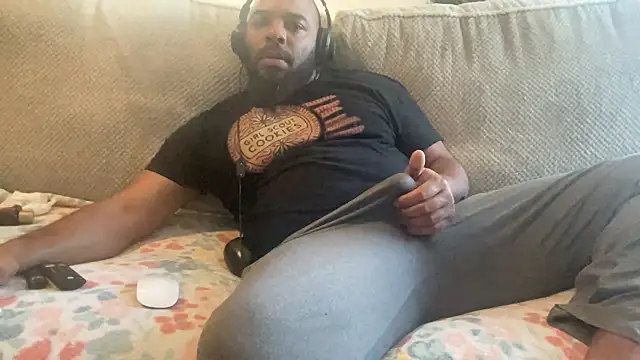 Snapshot of Bbcfun44 chatting on January 7, 8:10 pm Bbcfun44 online show from January 7, 8:10 pm