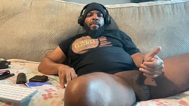 Snapshot of Bbcfun44 chatting on January 7, 11:14 pm Bbcfun44 online show from January 7, 11:14 pm