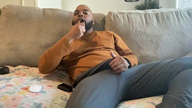 Snapshot of Bbcfun44 chatting on January 8, 6:20 pm Bbcfun44 online show from January 8, 6:20 pm