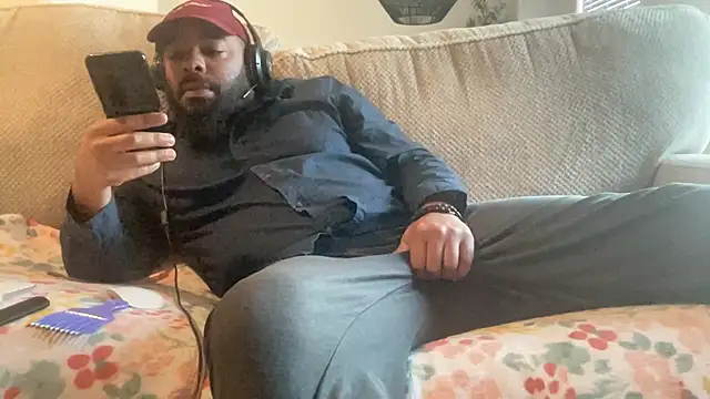 Snapshot of Bbcfun44 chatting on January 27, 10:27 pm Bbcfun44 online show from January 27, 10:27 pm