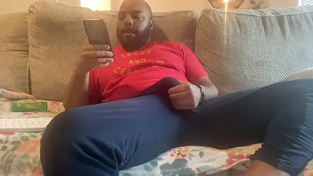 Snapshot of Bbcfun44 chatting on February 6, 3:09 pm Bbcfun44 online show from February 6, 3:09 pm