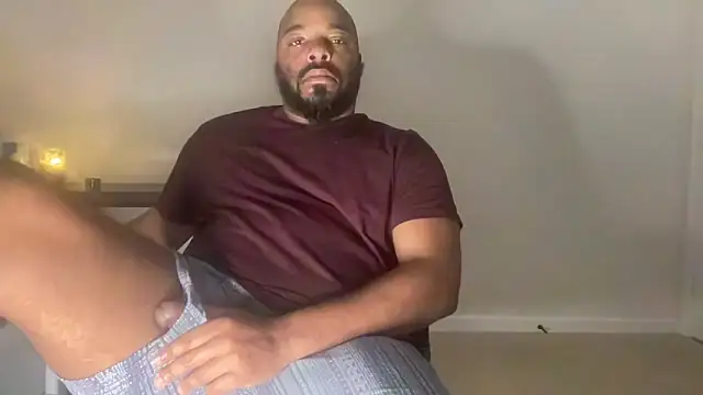 Snapshot of Bbcfun44 chatting on November 11, 10:37 am Bbcfun44 online show from November 11, 10:37 am