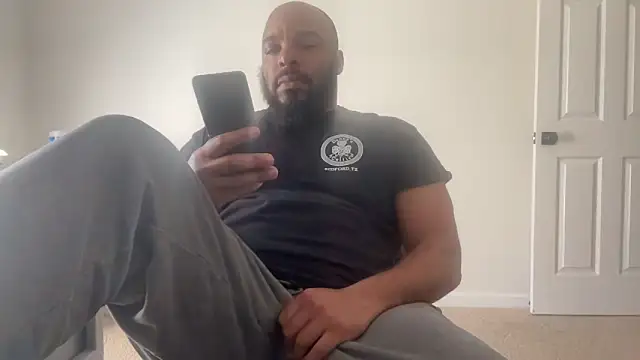 Snapshot of Bbcfun44 chatting on November 12, 8:30 pm Bbcfun44 online show from November 12, 8:30 pm