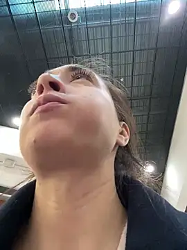 Holly Play online show from February 18, 10:38 am