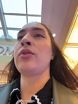 Holly Play online show from October 28, 9:13 am