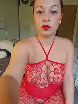 Snapshot of Chaudesquirt chatting on May 4, 6:20 am Chaudesquirt online show from May 4, 6:20 am