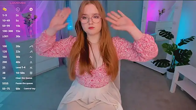 bonnie wright online show from December 5, 4:23 pm