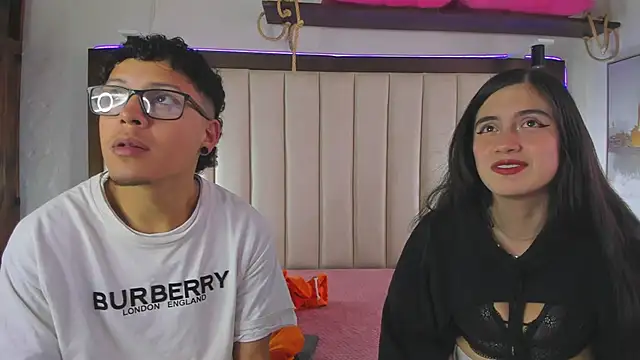 Snapshot of Bonny_Bonss chatting on October 24, 7:43 pm Bonny Bonss online show from October 24, 7:43 pm