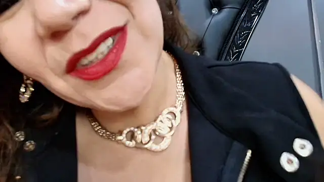 MelaniaKnauss online show from March 5, 8:32 pm