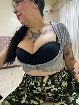 Snapshot of eva_sexx69 chatting on November 19, 12:16 pm eva sexx69 online show from November 19, 12:16 pm