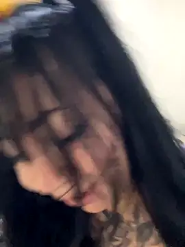 Snapshot of eva_sexx69 chatting on November 27, 12:18 pm eva sexx69 online show from November 27, 12:18 pm