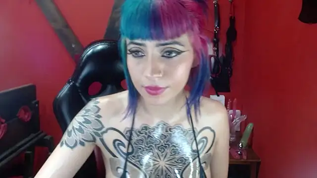 Snapshot of AlissaPeachx chatting on January 8, 8:38 am AlissaPeachx online show from January 8, 8:38 am