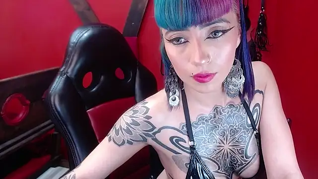 Snapshot of AlissaPeachx chatting on January 18, 5:31 am AlissaPeachx online show from January 18, 5:31 am