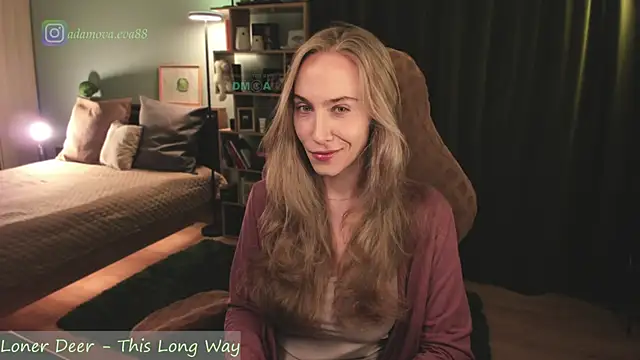 Snapshot of _Eva_Adama chatting on June 5, 4:35 pm Eva Adama online show from June 5, 4:35 pm