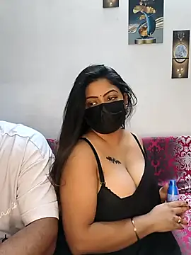 Snapshot of deepika-roy chatting on January 6, 4:11 pm deepika-roy online show from January 6, 4:11 pm