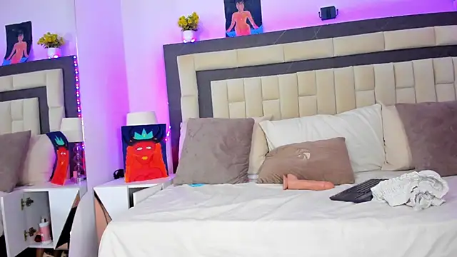 Snapshot of azumi_cutiepie_ chatting on January 20, 2:25 pm azumi cutiepie online show from January 20, 2:25 pm