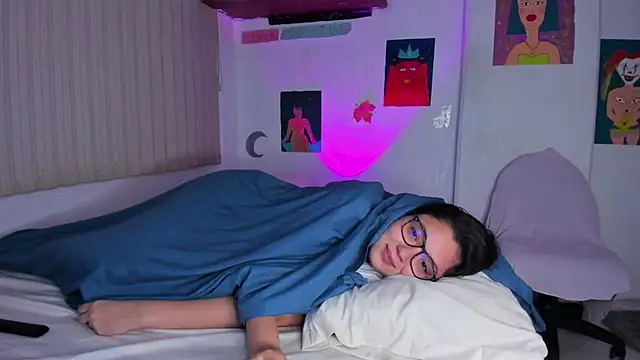 Snapshot of azumi_cutiepie_ chatting on March 11, 8:53 pm azumi cutiepie online show from March 11, 8:53 pm