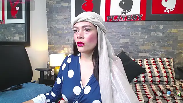 Snapshot of shantala_krisha chatting on September 30, 7:41 pm shantala krisha online show from September 30, 7:41 pm