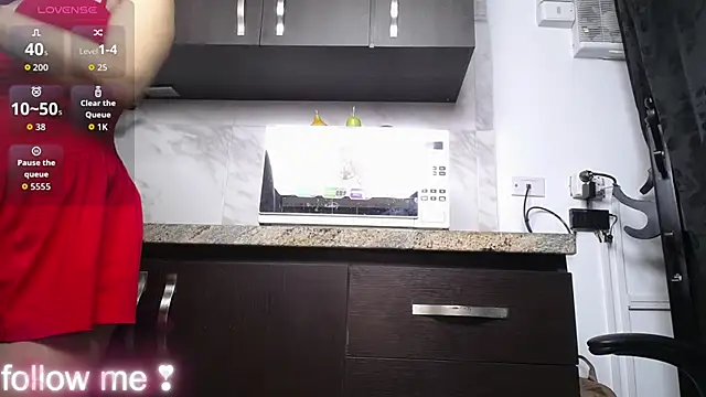 shantala krisha online show from December 3, 6:28 pm