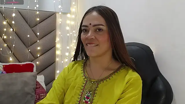 Snapshot of shantala_krisha chatting on June 13, 7:01 pm shantala krisha online show from June 13, 7:01 pm