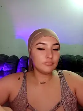 Snapshot of Celeste_camila18 chatting on March 14, 5:57 am Celeste camila18 online show from March 14, 5:57 am