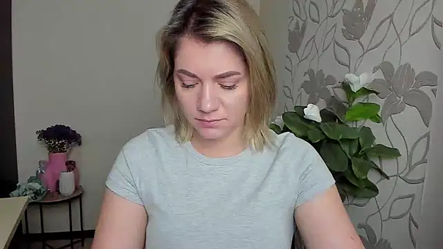 MariaSttone online show from October 23, 9:30 am