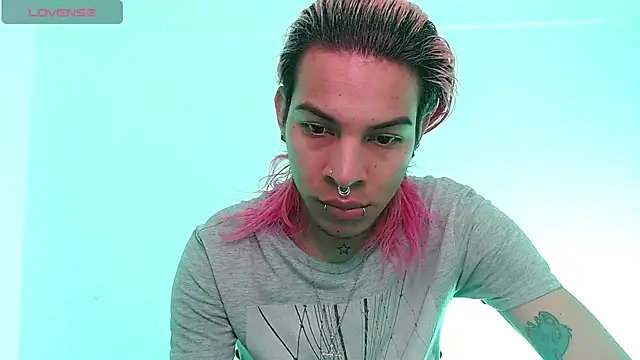 Snapshot of Jace_Quinn chatting on December 4, 6:28 pm Jace Quinn online show from December 4, 6:28 pm