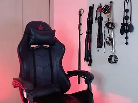 Alisson Beckett online show from October 3, 7:22 pm