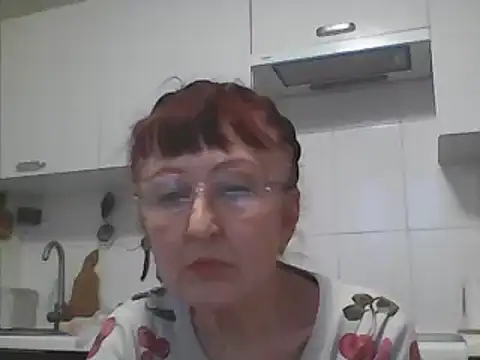 Snapshot of TanyaSweet634 chatting on December 25, 7:46 am TanyaSweet634 online show from December 25, 7:46 am