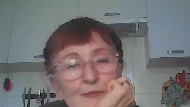 Snapshot of TanyaSweet634 chatting on November 14, 8:02 am TanyaSweet634 online show from November 14, 8:02 am