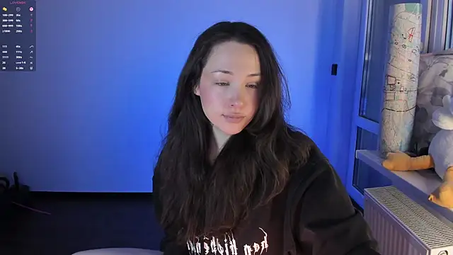 MonicaRocket online show from December 18, 9:04 am