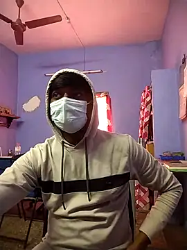 Snapshot of Tamilandteluguboy14 chatting on February 28, 6:10 am Tamilandteluguboy14 online show from February 28, 6:10 am