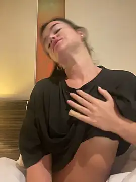 English-Chloe96 online show from November 3, 5:31 am