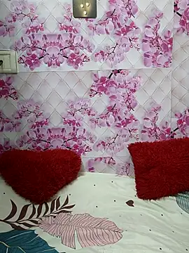 Snapshot of sandy_naughty chatting on June 2, 4:42 pm sandy naughty online show from June 2, 4:42 pm