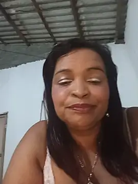 Snapshot of _violetta_- chatting on May 27, 1:57 am violetta - online show from May 27, 1:57 am