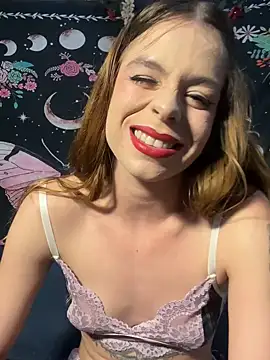 Snapshot of RuivaRaposinha chatting on September 26, 4:49 am RuivaRaposinha online show from September 26, 4:49 am